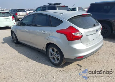2014 Ford Focus Se z USA, uszkodzony, nr VIN 1FADP3K26EL439776